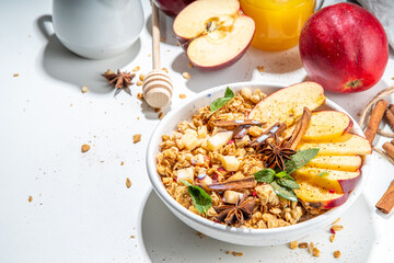 Apple pie breakfast granola