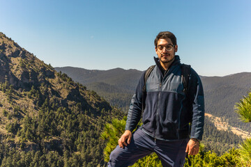 Adventurous hike with friends in stunning mountain landscape