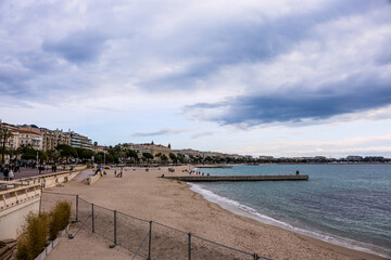 La plage de la Croisette à Cannes en France