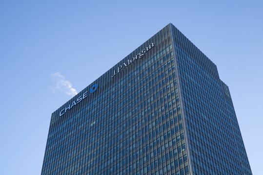 Chace and JP Morgan skyscraper offices in Canary Wharf. London - 12th January 2025