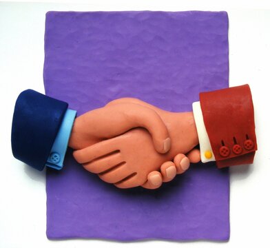 Darse la mano. Plastilina.