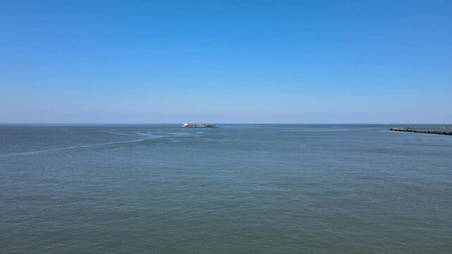 Transporte mar&iacute;timo global