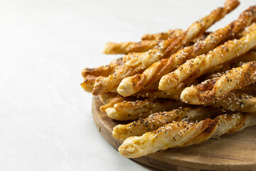 Salty and crispy puff pastry with sesame and chia seeds
