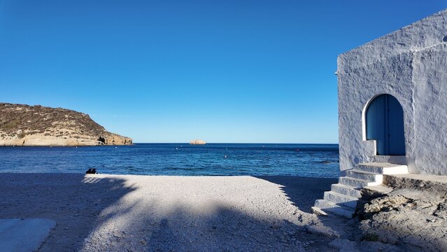 Vistas de la casita de pescadores de la cala del Portitxol en Javea en Alicante