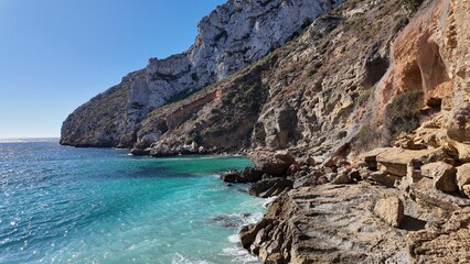 Vistas de la famosa Cala de la Granadella en Javea, Xabia, Alicante (España) 