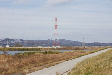 霞橋と高梁川の風景
