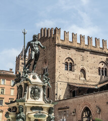 Fontana del Nettuno in Bologna, Italy © Alessandro Persiani