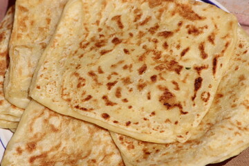A close-up of the traditional Moroccan flatbread known as msemmen or msemen