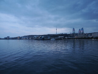 Fototapeta premium アゼルバイジャン 夕暮れのバクー