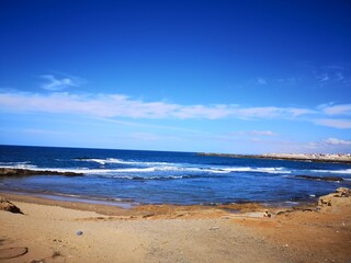 Chasing Sunlight: Monuments Beneath the Open Sky
