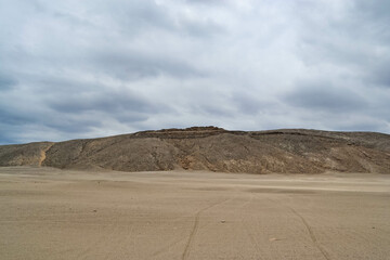 Fotografías de las ruinas de Chankillo y Cerro Sechin en el departamento de Ancash en Peru