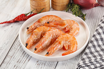 Gurmet king prawn in the bowl