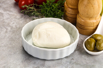 Gurmet organic mozzatla dairy cheese