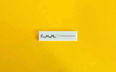 DMT, Dimethyltryptamine, (C₁₂H₁₆N₂) Banner.