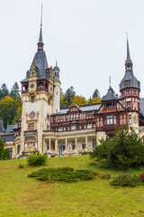 Obraz premium Romania, Carpathian Mountains, Prahova County, Sinaia. Peles Castle, Castelul Peles. Exterior. Neo-Renaissance castle.