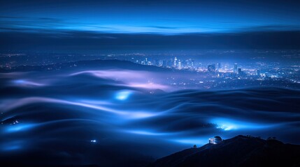 Naklejka premium Nightfall over Los Angeles: A City in the Clouds