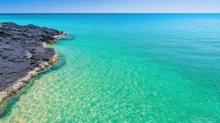 Fototapeta premium Clear Turquoise Ocean and Rocky Coast