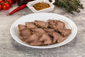 Sliced boiled pork tongue snack