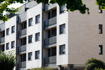 Overview of buildings with individual dwellings for private use in a city.