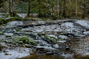 Ein frostiger Tag im niederbayerischen Perlbachtal