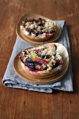 zwei pflaumen streusel küchlein