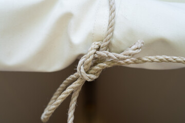 Noeud  © Christopher Bessac 