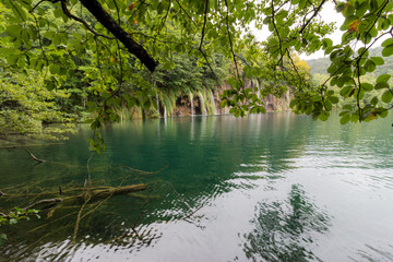 Voyage en Croatie cascade village et bord de mer sauvage