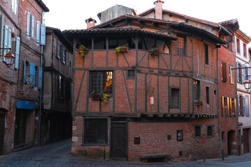 House of Tolouse Lautrec, famous french cabaret painter