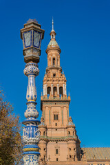 Obraz premium Pavillon auf der Plaza de España im Parque de María Luisa, Sevilla, Spanien, Andalusien