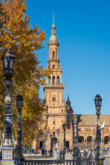 Naklejka premium Pavillon auf der Plaza de España im Parque de María Luisa, Sevilla, Spanien, Andalusien