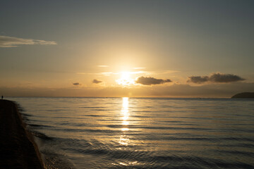 綺麗な朝日 The Beautiful Morning Sun