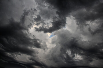 Obraz premium dark storm clouds