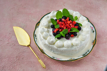 メキシコのスイーツ パステル・デ・トレス・レチェス(3種のミルクのケーキ) コピースペースあり  Mexican sweets Pastel de Tres Leches ( Mexican Tres Leches Cake,Tres Leches Cake,Three Milk Cake, 3 Milk Cake) with copy space