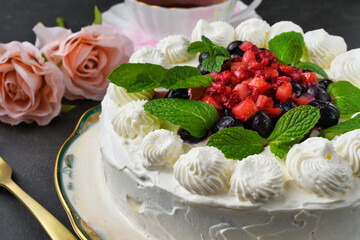 メキシコのスイーツ パステル・デ・トレス・レチェス(3種のミルクのケーキ)  Mexican sweets Pastel de Tres Leches ( Mexican Tres Leches Cake,Tres Leches Cake,Three Milk Cake, 3 Milk Cake)