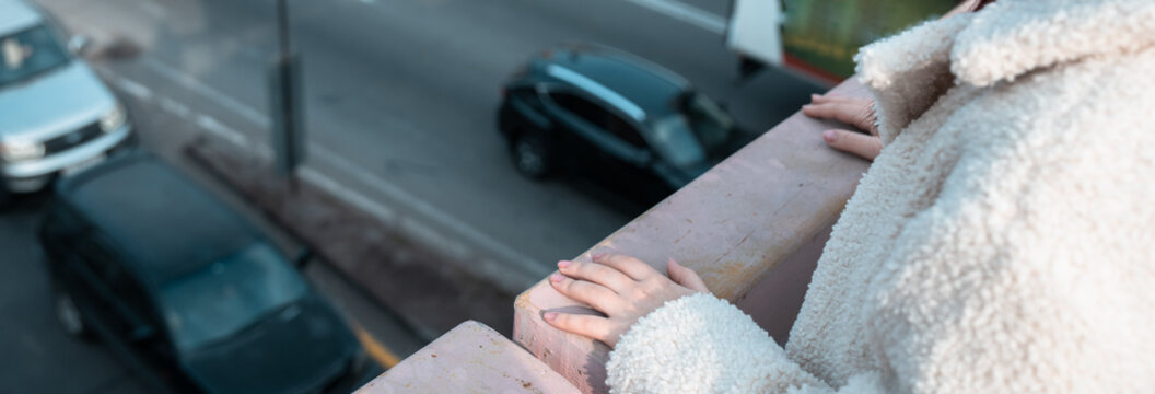 Young girl tries to commit suicide