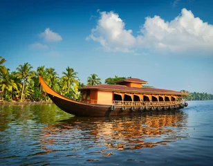Papier peint photo intissé beautiful landscape with a house boating in marine drive kochi india travel and tourism kerala houseboat on alleppey backwaters in india kerala houseboat image high quality photo