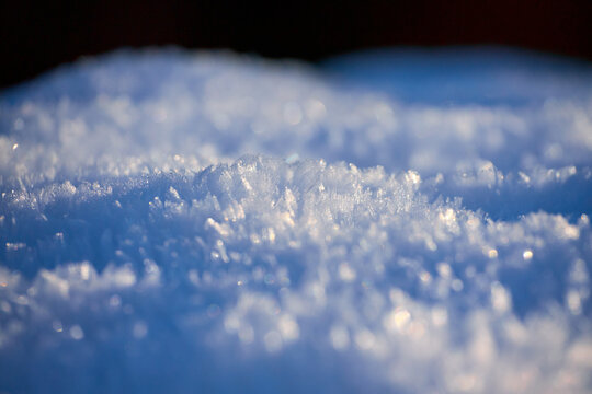 Snow patterns on the snow