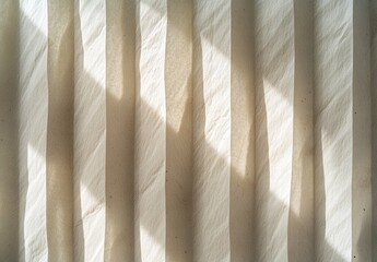 Obraz premium A white wall with a pattern of stripes