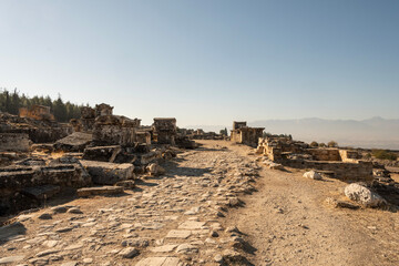 Hierapoli de Pamukkale, Turquía. Sitio arqueológico con anfiteatro romano. 