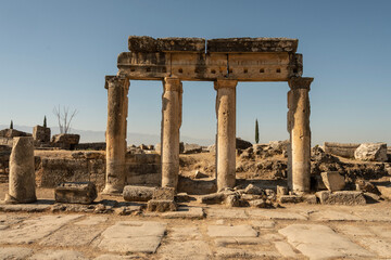 Hierapoli de Pamukkale, Turquía. Sitio arqueológico con anfiteatro romano. 