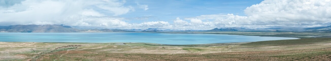 Obraz premium Beautiful landscape between Everest Base Camp and Zhangmu, in the Tibetan Plateau - Tibet China