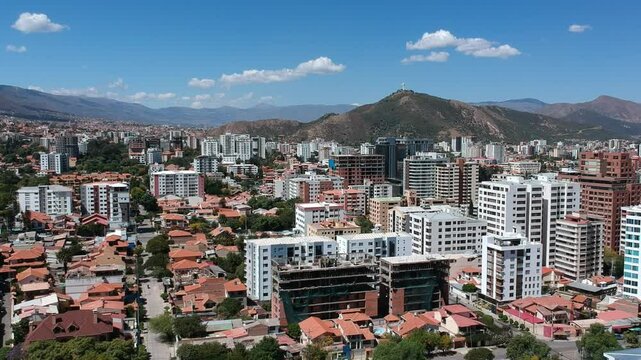 Toma a&eacute;rea de Cochabamba. 