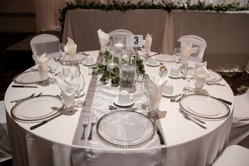 Elegant place settings for a wedding reception