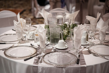 Elegant place settings for a wedding reception