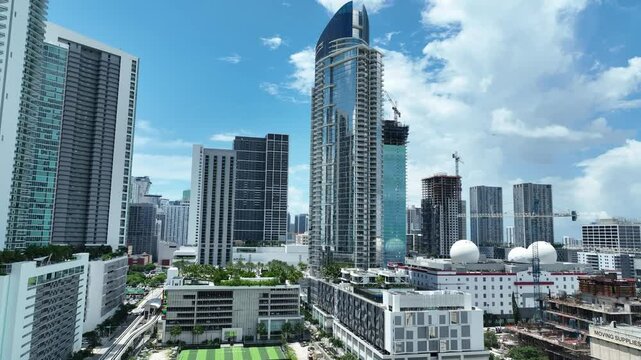 Miami downtown and Paramount Miami Worldcenter