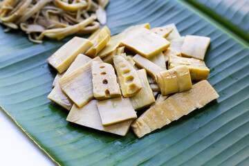 Bamboo shoot in tiliacora triandra juice