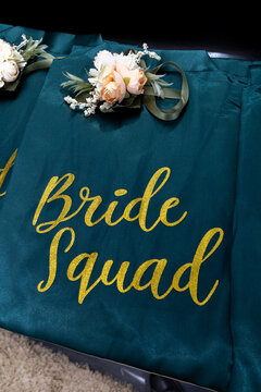 Bride squad / escuadr&oacute;n de la novia