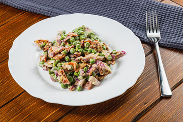 Baking lean buns for Easter with konzhut in a frying pan for Passover