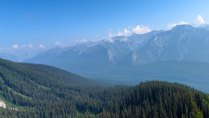 Fototapeta premium Beautiful Mountains in Canada