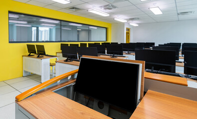 Landscape of school computer room